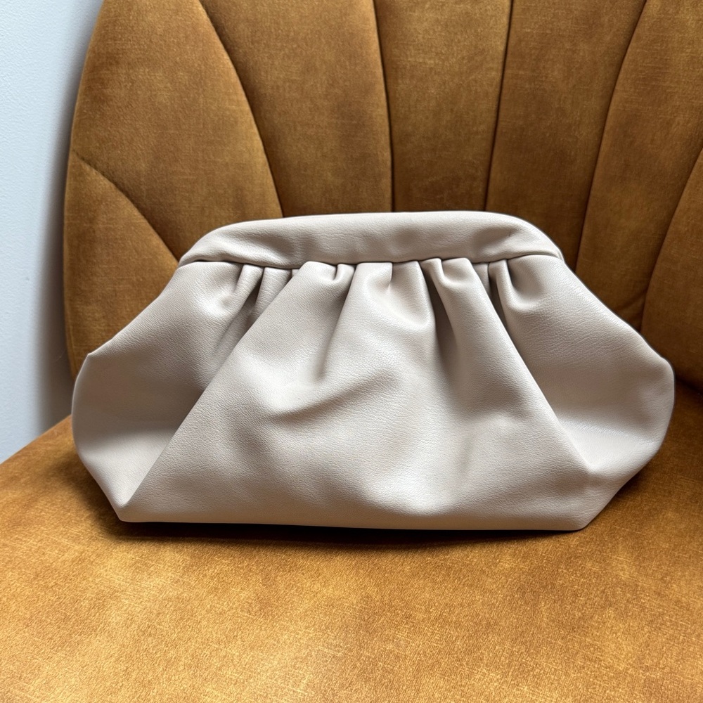 Chic Beige Clutch by [Brand]